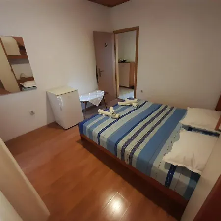 Apartment Obiteljske Sobe Zdenko